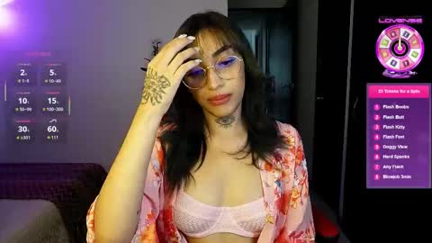 Snapshot of dannielle_ chatting on 16, 9, 2025    online show from 16, 9, 2025