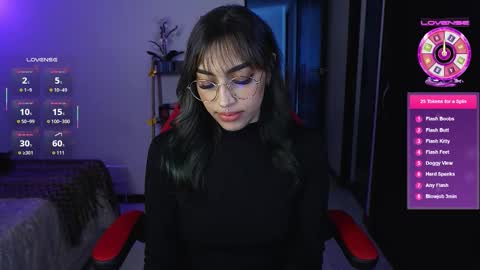 Snapshot of dannielle_ chatting on 9, 10, 2025    online show from 9, 10, 2025