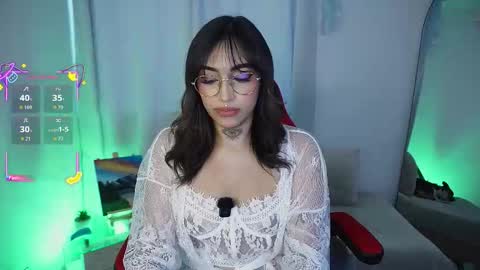 Snapshot of dannielle_ chatting on 24, 3, 2026 online show from 24, 3, 2026