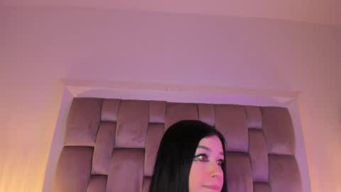 Dannika online show from 5, 5, 2026