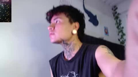 Snapshot of dannteftm chatting on 6, 11, 2025 DANNTE online show from 6, 11, 2025