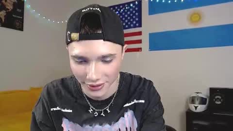 Snapshot of danny_noir chatting on 17, 10, 2025 Danny online show from 17, 10, 2025