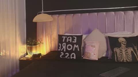 Snapshot of dannyaa_ chatting on 28, 11, 2025 Dannyaa online show from 28, 11, 2025