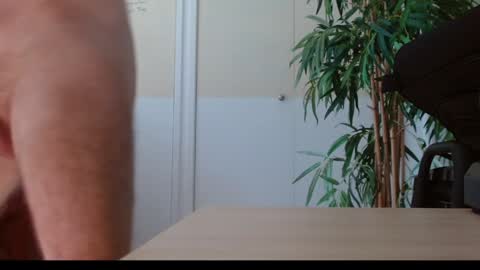 Snapshot of dannyfunboy chatting on 9, 4, 2026 Danny online show from 9, 4, 2026