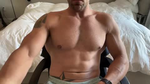 Snapshot of dannyland9 chatting on 23, 2, 2025 dannyland9 online show from 23, 2, 2025