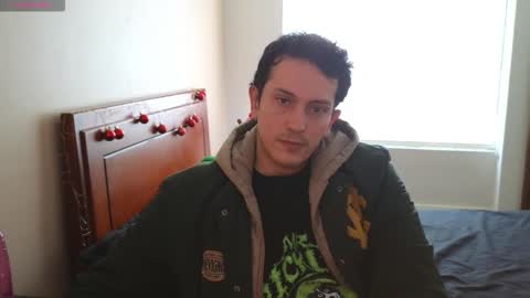 Snapshot of danruiz33 chatting on 3, 12, 2025 Dan online show from 3, 12, 2025