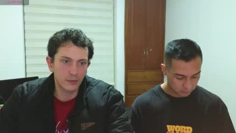 Snapshot of danruiz33 chatting on 17, 12, 2025 Dan online show from 17, 12, 2025