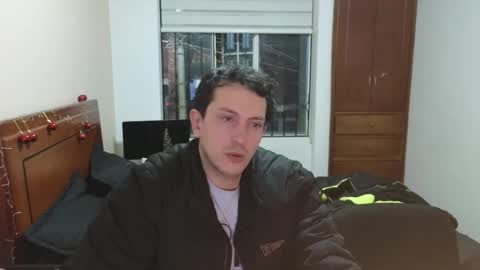 Snapshot of danruiz33 chatting on 7, 1, 2026 Dan online show from 7, 1, 2026