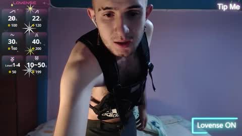 Snapshot of dante_bear chatting on 18, 10, 2025 dante_bear online show from 18, 10, 2025