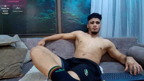Snapshot of dante_fox_ chatting on 28, 12, 2024 Dante Fox online show from 28, 12, 2024