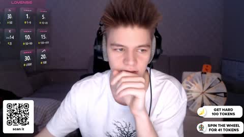 Snapshot of dantebigboi chatting on 3, 1, 2025 Daniel online show from 3, 1, 2025