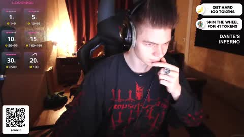Snapshot of dantebigboi chatting on 5, 3, 2025 Daniel online show from 5, 3, 2025