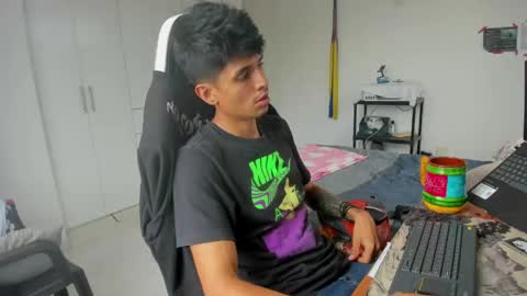 X Dante7373574 online show from 26, 4, 2026