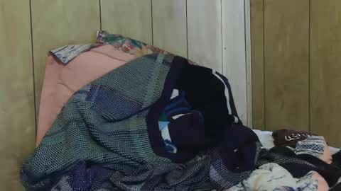 dantehot82 online show from 3, 1, 2025