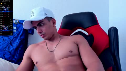 Snapshot of danterouxx chatting on 20, 12, 2024 Dante online show from 20, 12, 2024