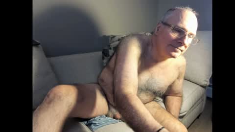 Mark online show from 4, 1, 2025