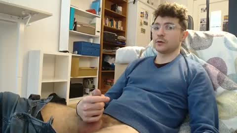 Snapshot of dantheman233 chatting on 10, 3, 2025 Daniel online show from 10, 3, 2025