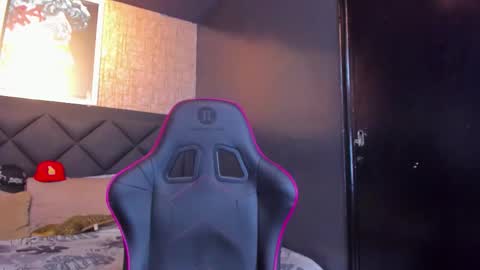 Snapshot of dany_dryy chatting on 31, 10, 2025 Dany online show from 31, 10, 2025