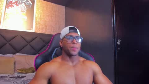 Snapshot of dany_dryy chatting on 2, 11, 2025 Dany online show from 2, 11, 2025