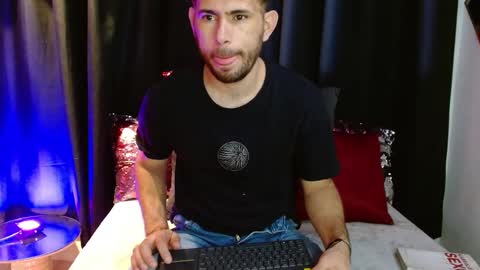 dany_ray20 online show from 22, 3, 2026