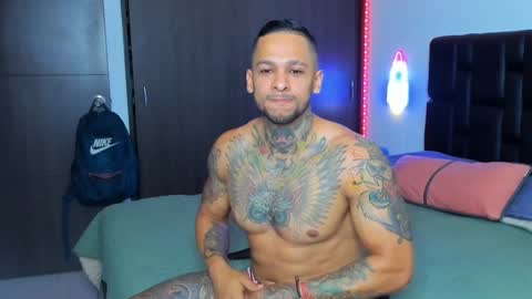 Snapshot of danyfitguy_ chatting on 14, 1, 2025 danyfitguy_ online show from 14, 1, 2025