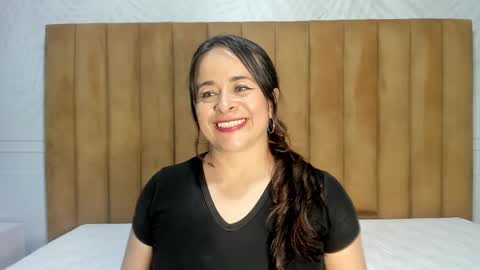 Daphne online show from 4, 1, 2025
