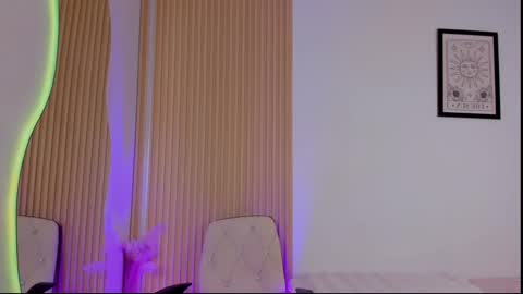 Snapshot of daphne_24 chatting on 26, 2, 2025 Antonella Mora online show from 26, 2, 2025