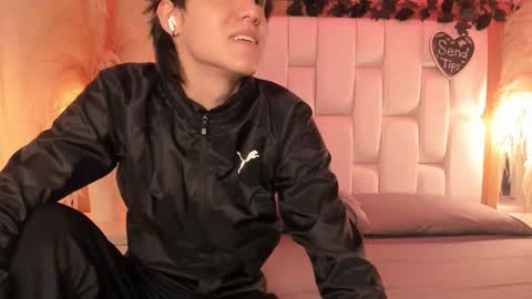 daphne_and_roger online show from 3, 3, 2026