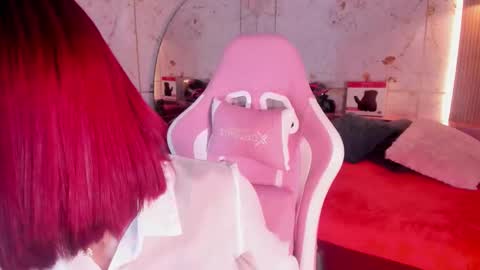 Daphne online show from 4, 10, 2025