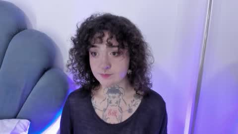 DaphneBlunt online show from 27, 11, 2025