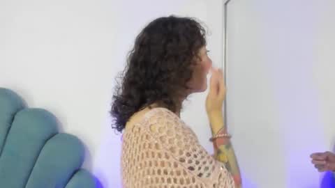 DaphneBlunt online show from 5, 12, 2025