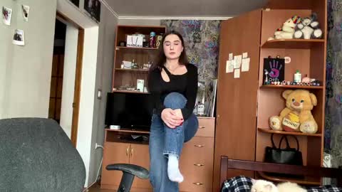 Poly online show from 30, 4, 2026