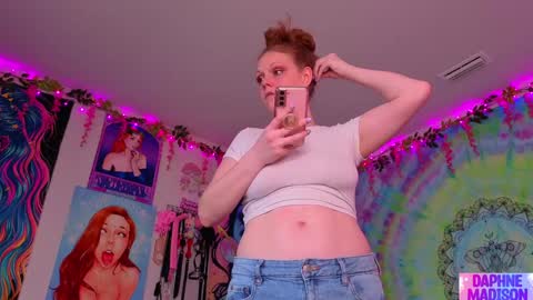 Daphne Madison online show from 27, 3, 2026