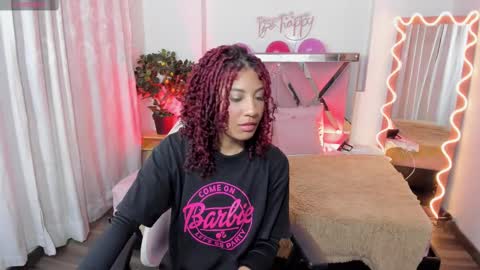 Snapshot of daphnne_tay chatting on 17, 2, 2025 dhapnne online show from 17, 2, 2025