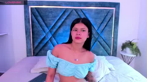 Daphne online show from 27, 2, 2025