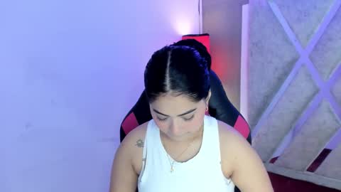 Snapshot of dara_fox7 chatting on 10, 3, 2026 dara_fox7 online show from 10, 3, 2026