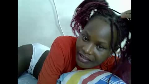 Snapshot of darberry21 chatting on 26, 2, 2025 ESTHER online show from 26, 2, 2025