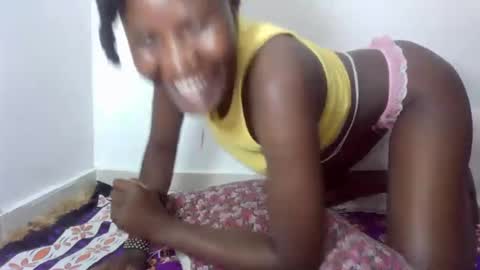 ESTHER online show from 1, 11, 2025