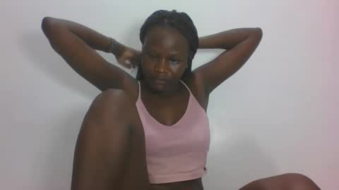 ESTHER online show from 3, 5, 2026