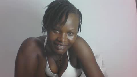 ESTHER online show from 15, 5, 2026