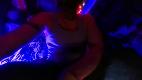 Snapshot of darc_zeyed_maine chatting on 13, 2, 2025 BetNic online show from 13, 2, 2025