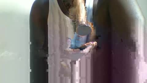 Snapshot of dare_daisy chatting on 11, 10, 2025 dare_daisy online show from 11, 10, 2025