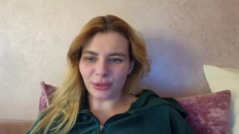 Snapshot of dariapon chatting on 11, 2, 2025 dariapon online show from 11, 2, 2025