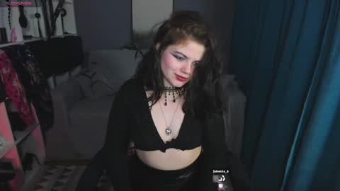 Dari the it woman online show from 20, 1, 2025