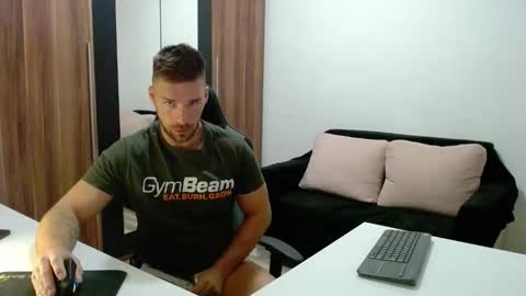 darius_94 online show from 3, 10, 2025