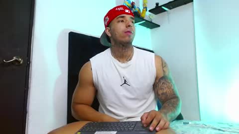 Snapshot of darius_phoenix chatting on 27, 2, 2026 Darius Phoenix online show from 27, 2, 2026