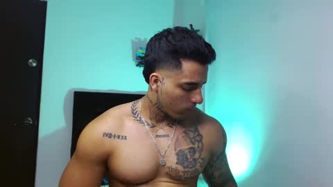 Snapshot of darius_phoenix chatting on 28, 2, 2026 Darius Phoenix online show from 28, 2, 2026