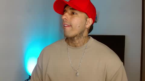 Snapshot of darius_phoenix chatting on 6, 3, 2026 Darius Phoenix online show from 6, 3, 2026