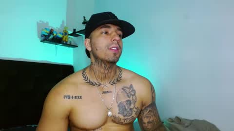 Snapshot of darius_phoenix chatting on 20, 3, 2026 Darius Phoenix online show from 20, 3, 2026