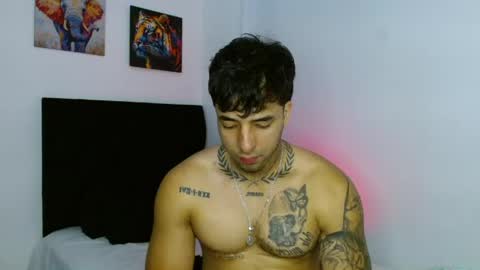 Darius Phoenix  online show from 15, 5, 2026